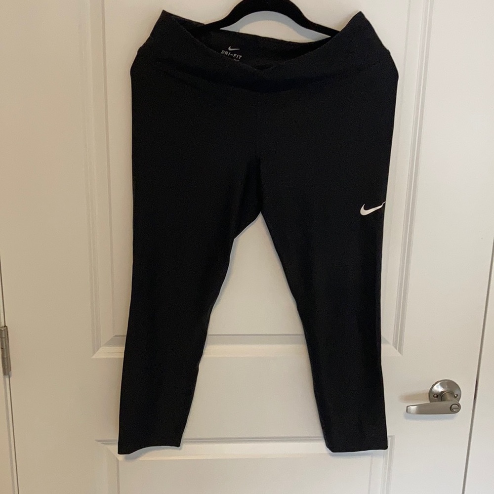 Nike Dri-Fit Black Capri Length Leggings